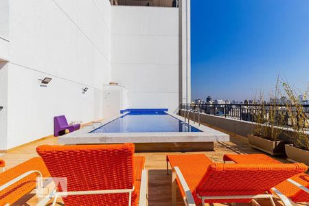 Studio para alugar com 30m², 1 quarto e sem vaga Studio para alugar com 30m², 1 quarto e sem vagaÁrea comum - Piscina