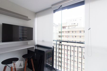 Varanda de kitnet/studio para alugar com 1 quarto, 35m² em Consolação, São Paulo