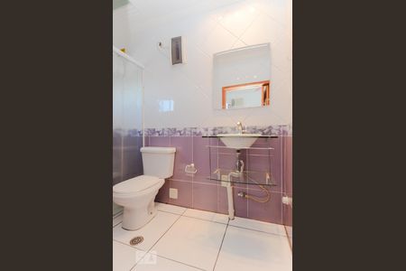 Casa à venda com 350m², 3 quartos e 4 vagasBanheiro da Suíte 3