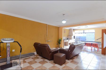 Casa à venda com 350m², 3 quartos e 4 vagasSalão de Festas