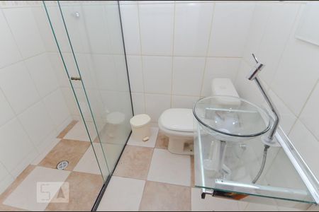 Casa à venda com 350m², 3 quartos e 4 vagasBanheiro Com Sauna