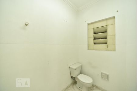 Casa à venda com 100m², 3 quartos e 1 vagaBanheiro