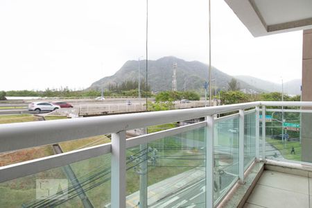 Apartamento à venda com 67m², 2 quartos e 1 vagaVaranda da sala 