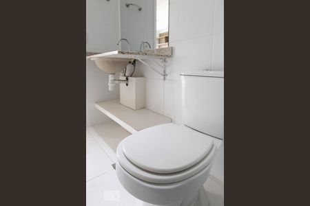 Apartamento à venda com 67m², 2 quartos e 1 vagaBanheiro social