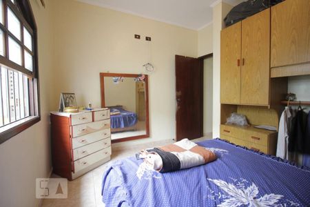 Casa à venda com 230m², 3 quartos e 2 vagasQuarto 2