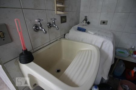 Casa à venda com 230m², 3 quartos e 2 vagasTanque