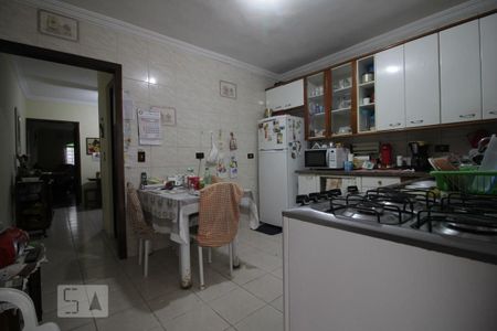 Casa à venda com 230m², 3 quartos e 2 vagasCozinha