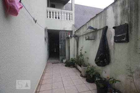Casa à venda com 230m², 3 quartos e 2 vagasCorredor