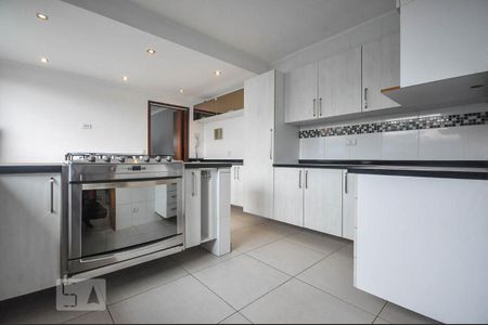 Casa à venda com 170m², 3 quartos e 2 vagasCozinha