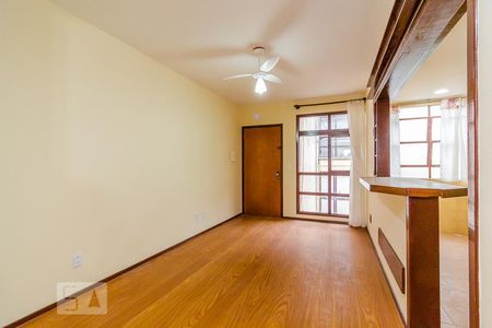 Sala de apartamento para alugar com 1 quarto, 44m² em Cristal, Porto Alegre
