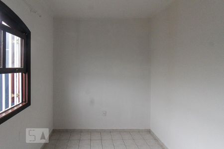 Casa à venda com 200m², 3 quartos e 2 vagas Casa à venda com 200m², 3 quartos e 2 vagasSuite