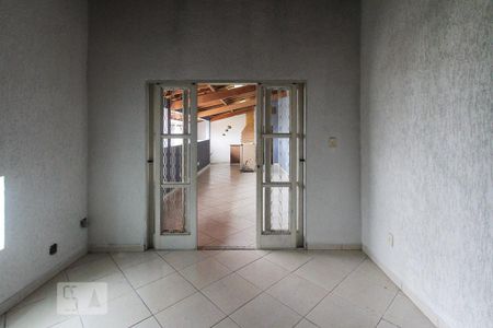 Casa à venda com 200m², 3 quartos e 2 vagas Casa à venda com 200m², 3 quartos e 2 vagasescritório Terraço