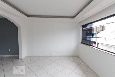 Sala de casa à venda com 3 quartos, 200m² em Jardim Santa Terezinha (zona Leste), São Paulo