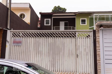 Casa à venda com 400m², 3 quartos e 4 vagasFachada