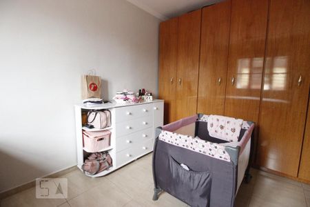 Casa à venda com 102m², 2 quartos e 4 vagasQuarto 2