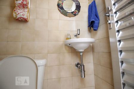 Casa à venda com 102m², 2 quartos e 4 vagasLavabo