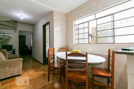 Casa à venda com 100m², 3 quartos e 1 vagaCopa / Cozinha