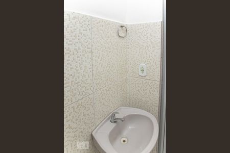 Banheiro de casa para alugar com 1 quarto, 52m² em Jardim São Sebastião, São Paulo