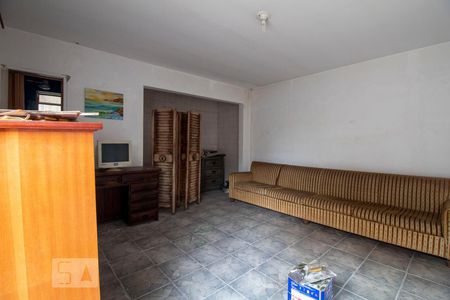 Casa para alugar com 271m², 3 quartos e 6 vagasQuarto de Serviço