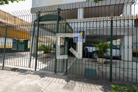 Apartamento para alugar com 75m², 3 quartos e 1 vaga Apartamento para alugar com 75m², 3 quartos e 1 vagaFachada