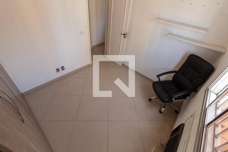 Apartamento para alugar com 75m², 3 quartos e 1 vaga Apartamento para alugar com 75m², 3 quartos e 1 vagaQuarto