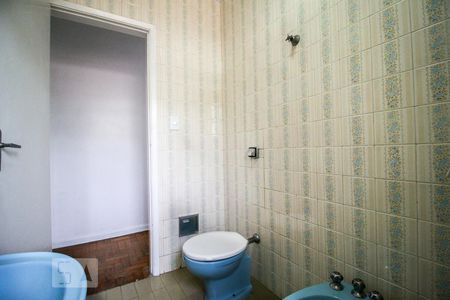 Casa à venda com 121m², 2 quartos e 2 vagas Casa à venda com 121m², 2 quartos e 2 vagasBanheiro