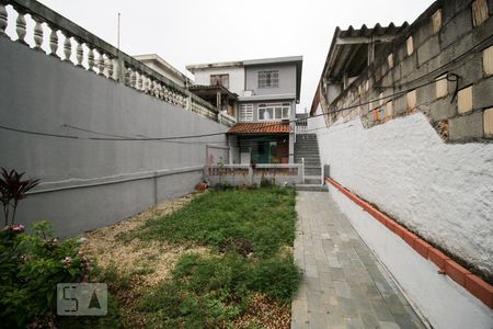 Casa à venda com 121m², 2 quartos e 2 vagas Casa à venda com 121m², 2 quartos e 2 vagasQuintal