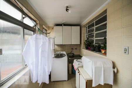Casa à venda com 121m², 2 quartos e 2 vagas Casa à venda com 121m², 2 quartos e 2 vagasÁrea de serviço
