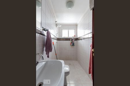 Casa à venda com 625m², 21 quartos e 2 vagasBanheiro da Suíte 3