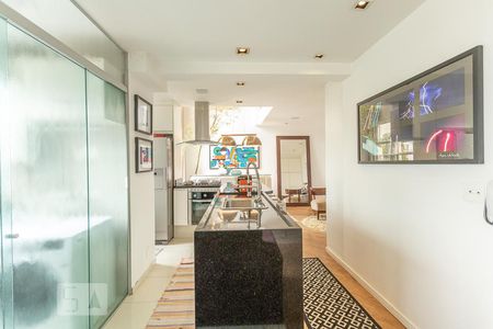 Apartamento à venda com 120m², 2 quartos e 2 vagasCozinha