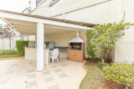 Apartamento à venda com 120m², 2 quartos e 2 vagasÁrea comum - Churrasqueira