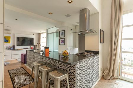 Apartamento à venda com 120m², 2 quartos e 2 vagasCozinha