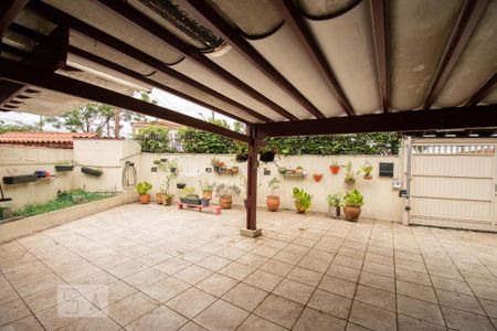 Garagem de casa à venda com 3 quartos, 140m² em Jardim Consórcio, São Paulo