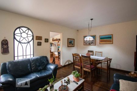 Casa à venda com 3 quartos, 140m² em Jardim Consórcio, São Paulo