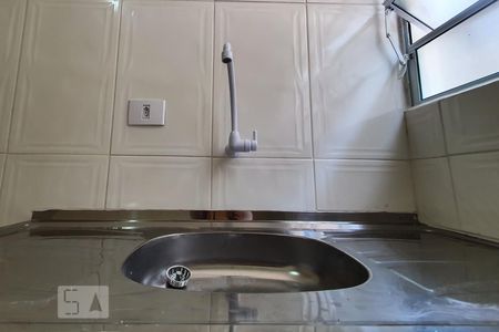 Sala/Cozinha de casa de condomínio para alugar com 1 quarto, 27m² em Saúde, São Paulo