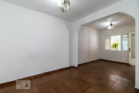 Sala 2 de casa para alugar com 4 quartos, 264m² em Vila Ernesto, São Paulo