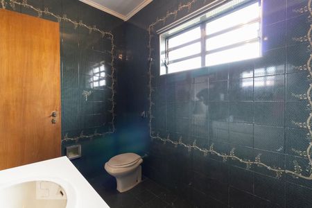 Casa à venda com 180m², 5 quartos e 2 vagasBanheiro Social