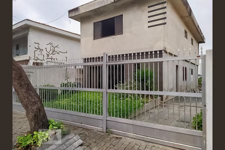 Casa à venda com 180m², 5 quartos e 2 vagasFachada