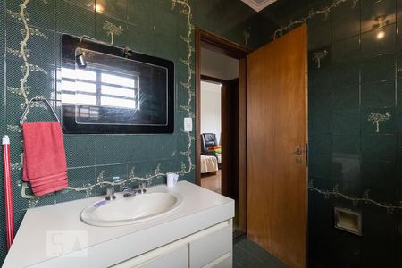 Casa à venda com 180m², 5 quartos e 2 vagasBanheiro Social