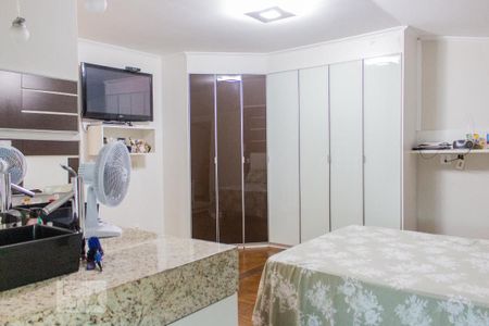 Casa à venda com 180m², 4 quartos e 3 vagasSuíte 2