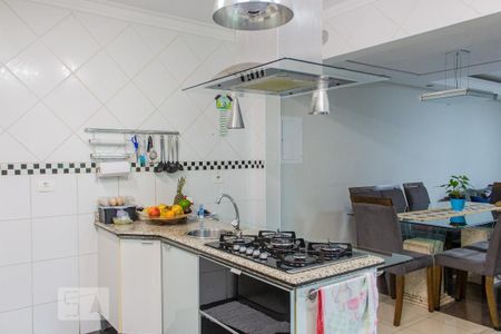 Casa à venda com 180m², 4 quartos e 3 vagasCozinha