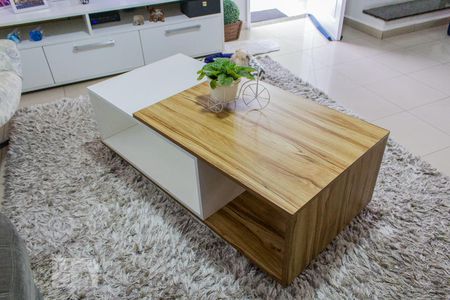 Mesa de centro de casa à venda com 4 quartos, 180m² em Vila Leopoldina, Santo André