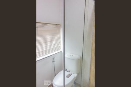 Casa à venda com 180m², 4 quartos e 3 vagasBanheiro da Suíte 2