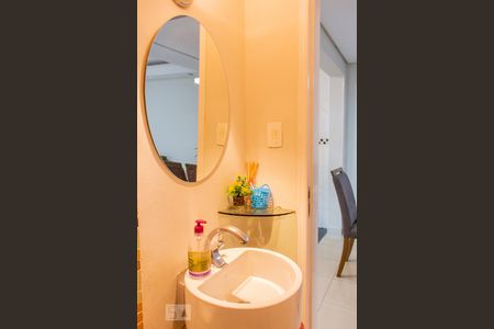 Lavabo de casa para alugar com 4 quartos, 180m² em Vila Leopoldina, Santo André