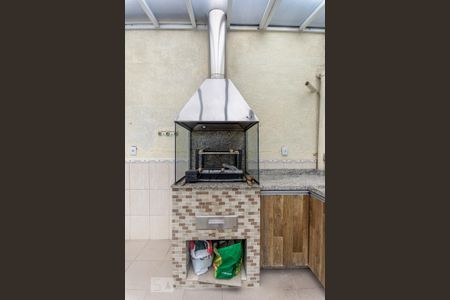 Apartamento à venda com 130m², 2 quartos e 1 vaga Apartamento à venda com 130m², 2 quartos e 1 vagaChurrasqueira