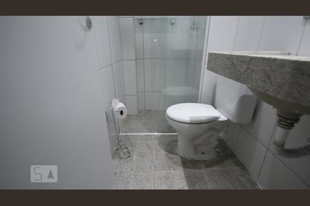 Apartamento à venda com 130m², 2 quartos e 1 vaga Apartamento à venda com 130m², 2 quartos e 1 vagaBanheiro 2