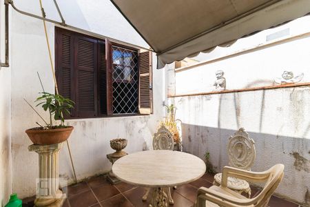 Casa para alugar com 273m², 3 quartos e 5 vagasÁrea de luz