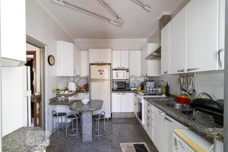 Casa para alugar com 273m², 3 quartos e 5 vagasCozinha