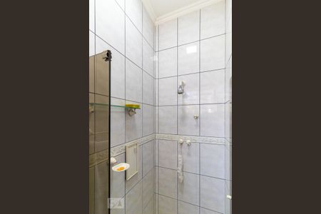 Casa para alugar com 273m², 3 quartos e 5 vagasBanheiro social