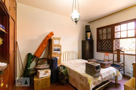 Casa para alugar com 273m², 3 quartos e 5 vagasQuarto 2